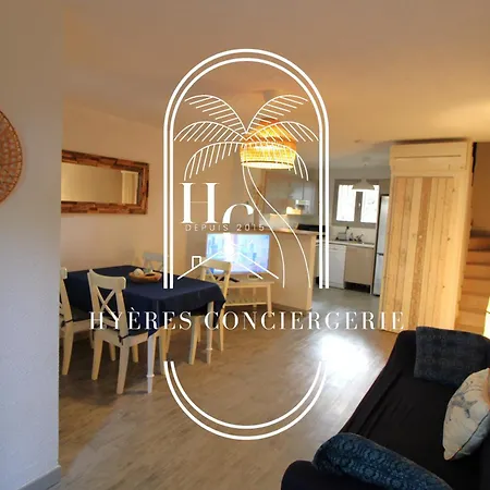 Triplex 400m Du Port D'hyeres Clim Wifi Pk By Hc Апартаменты Йер